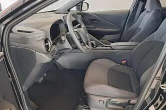 Toyota C-HR, 1.8, 72 kW, hybrid, automatic, front-wheel drive