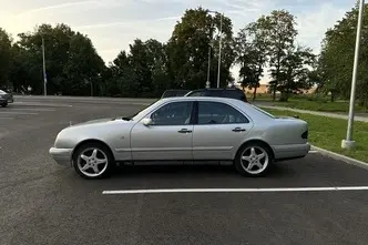 Mercedes-Benz E 320, 3.2, 165 kW, bensiin, automaat, nelikvedu