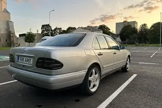 Mercedes-Benz E 320, 3.2, 165 kW, bensiin, automaat, nelikvedu