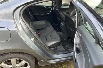 Volvo S60, 2.0, 88 kW, diisel, manuaal, esivedu