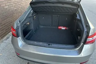 Škoda Superb, 1.4, 110 kW, bensiin, manuaal, esivedu