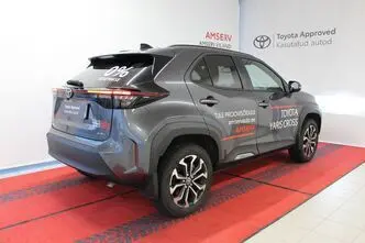 Toyota Yaris Cross, 1.5, 68 kW, hübriid, automaat, esivedu