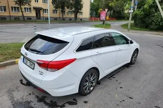 Hyundai i40, 1.7, 100 kW, diesel, automatic, front-wheel drive