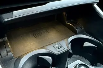 BMW 320, 140 kW, hübriid, automaat, nelikvedu