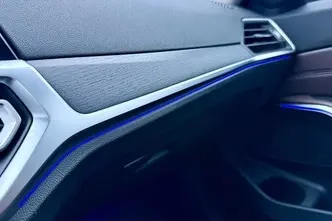 BMW 320, 140 kW, hübriid, automaat, nelikvedu