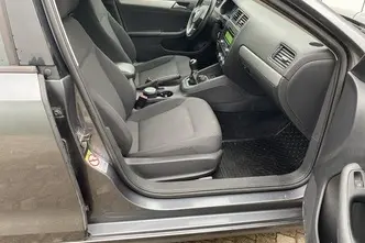 Volkswagen Jetta, 1.4, 90 kW, bensiin, manuaal, esivedu