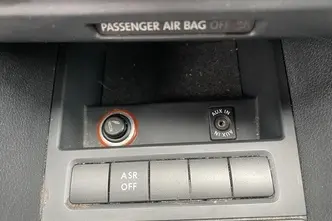 Volkswagen Jetta, 1.4, 90 kW, bensiin, manuaal, esivedu