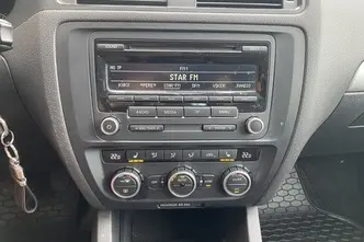 Volkswagen Jetta, 1.4, 90 kW, bensiin, manuaal, esivedu