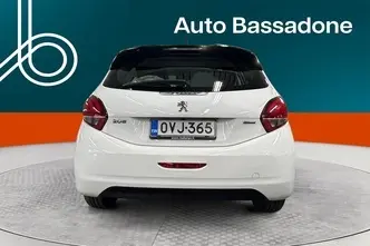 Peugeot 208, 1.2, 60 kW, bensiin, automaat, esivedu