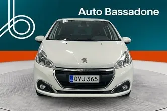 Peugeot 208, 1.2, 60 kW, bensiin, automaat, esivedu