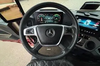 Mercedes-Benz Actros, 390 kW, дизель, автомат