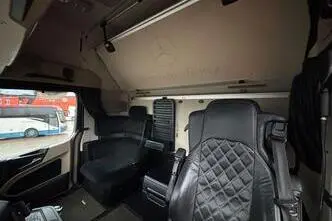 Mercedes-Benz Actros, 390 kW, дизель, автомат