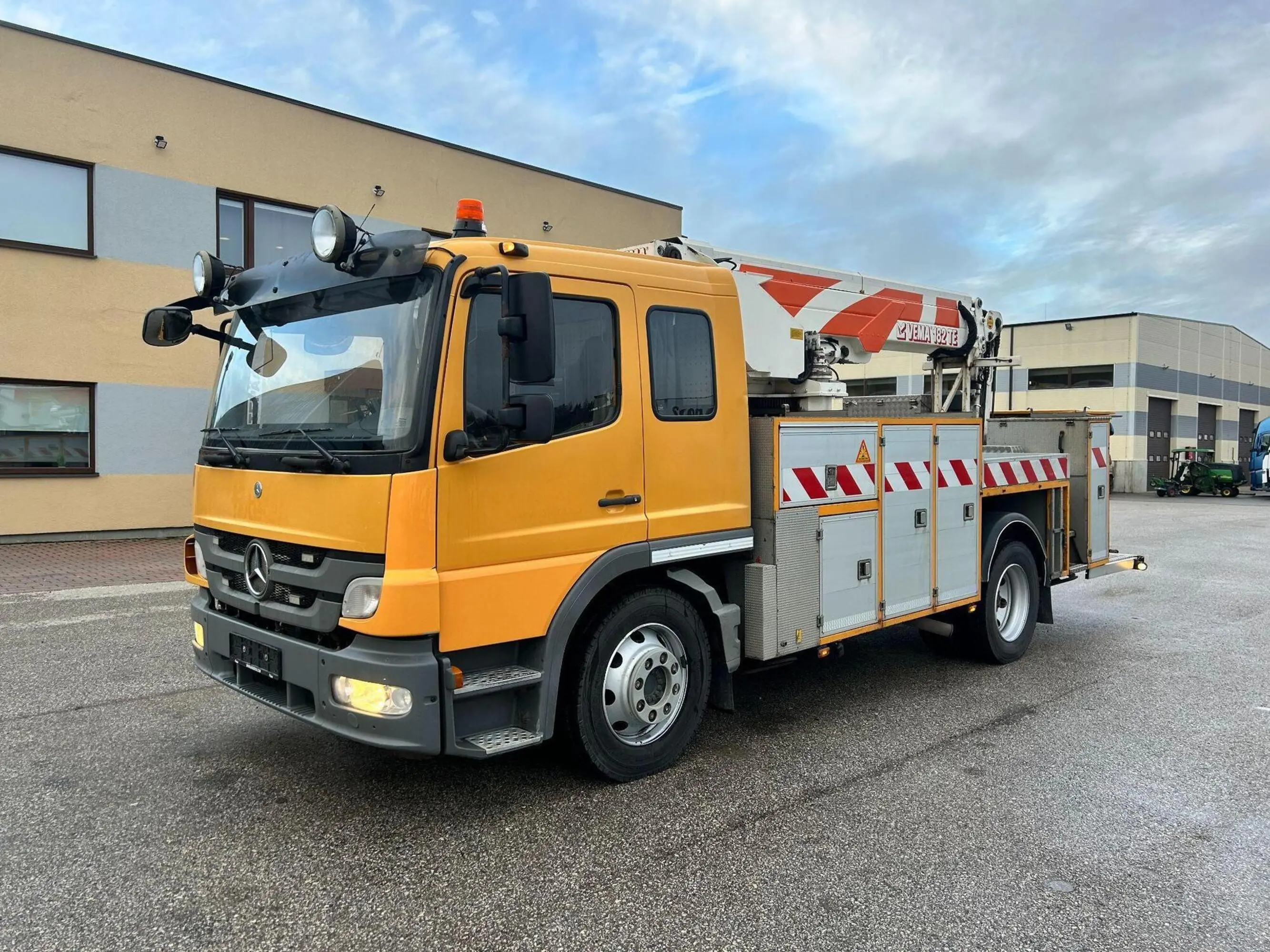 Mercedes-Benz Atego, 188 kW, дизель, автомат