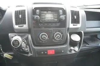 Peugeot Boxer, 2.2, 103 kW, diesel, manual, front-wheel drive
