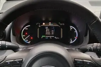 Toyota Yaris Cross, 1.5, 68 kW, hübriid, automaat, esivedu