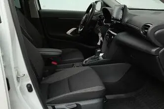 Toyota Yaris Cross, 1.5, 68 kW, hübriid, automaat, esivedu