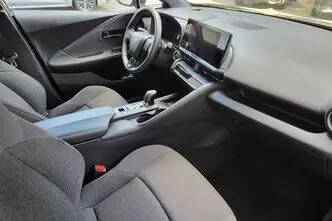 Toyota C-HR, 1.8, 72 kW, hübriid, automaat, esivedu