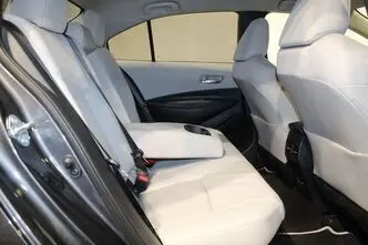 Toyota Corolla, 1.8, 72 kW, гибрид, автомат, передний привод