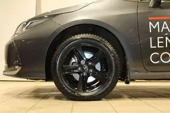 Toyota Corolla, 1.8, 72 kW, гибрид, автомат, передний привод