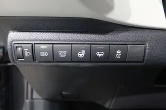 Toyota Corolla, 1.8, 72 kW, гибрид, автомат, передний привод