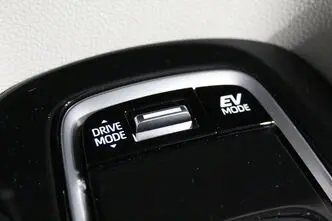 Toyota Corolla, 1.8, 72 kW, гибрид, автомат, передний привод