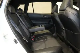 Toyota Corolla, 2.0, 112 kW, гибрид, автомат, передний привод