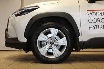 Toyota Corolla, 2.0, 112 kW, гибрид, автомат, передний привод