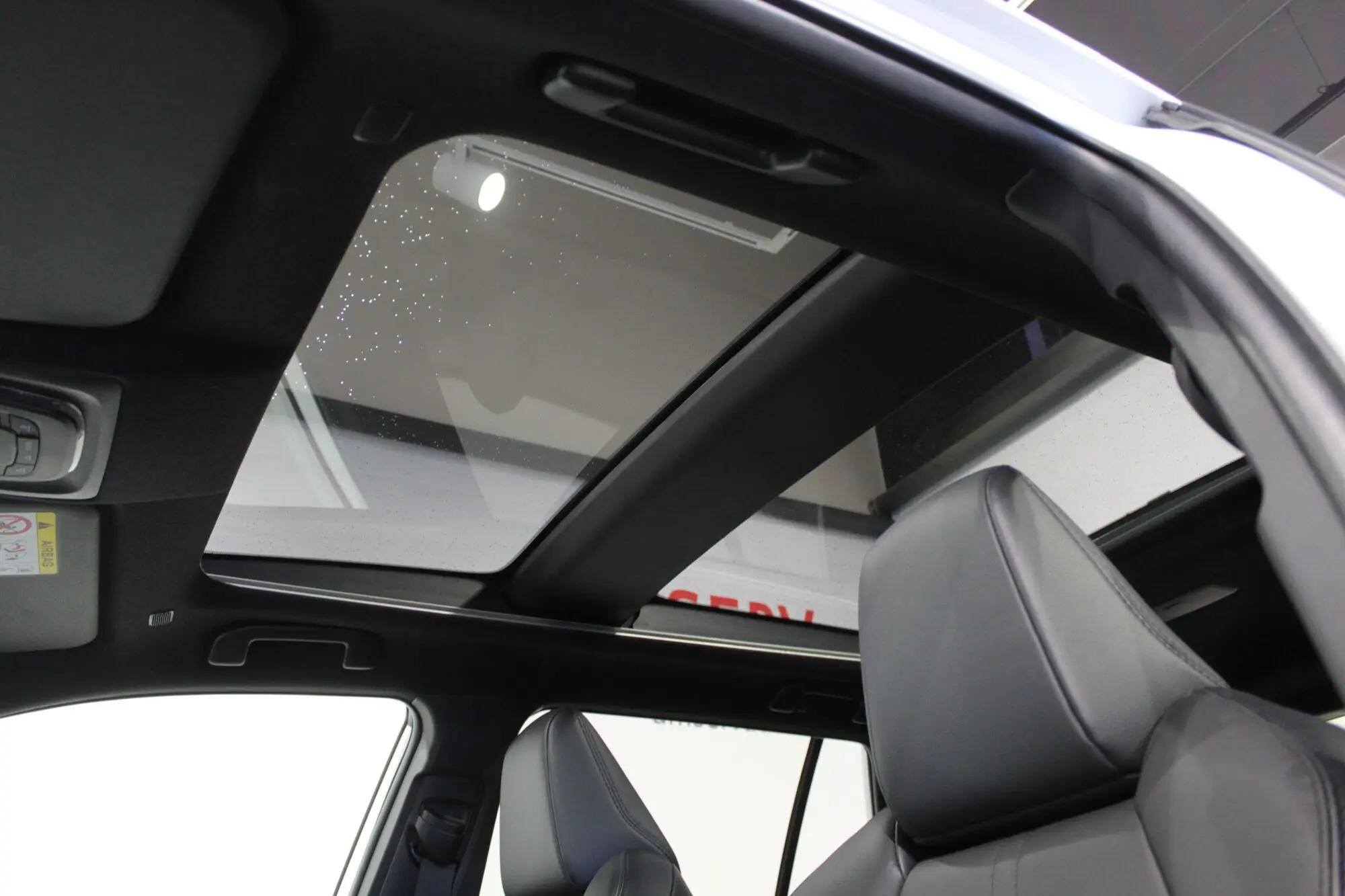 Toyota Corolla, 2.0, 112 kW, гибрид, автомат, передний привод