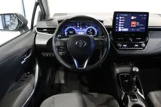 Toyota Corolla, 1.5, 92 kW, bensiin, manuaal, esivedu