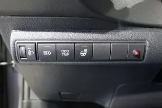 Toyota Corolla, 1.5, 92 kW, bensiin, manuaal, esivedu