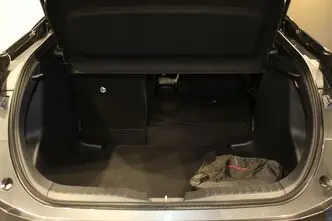 Toyota C-HR, 1.8, 72 kW, hübriid, automaat, esivedu