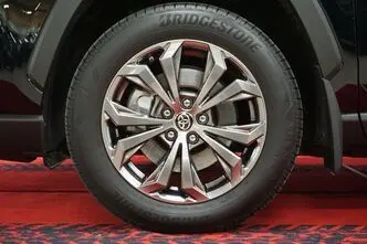 Toyota RAV4, 2.5, 131 kW, hübriid, automaat, esivedu