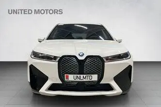 BMW iX, 240 kW, elektrība, automātiskā, pilnpiedziņa