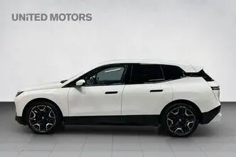 BMW iX, 240 kW, elektrība, automātiskā, pilnpiedziņa