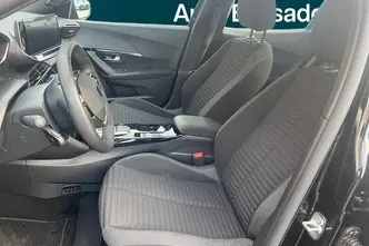 Peugeot 2008, elekter, automaat, esivedu