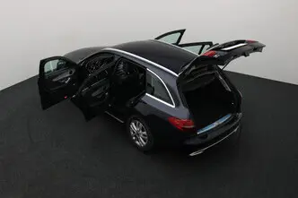 Mercedes-Benz C 200, 1.6, 118 kW, дизель, автомат, задний привод