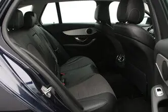 Mercedes-Benz C 200, 1.6, 118 kW, дизель, автомат, задний привод
