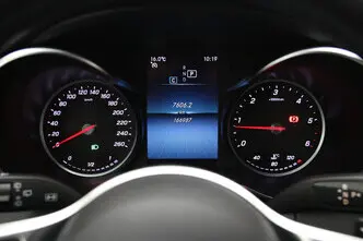 Mercedes-Benz C 200, 1.6, 118 kW, дизель, автомат, задний привод