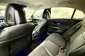 Mercedes-Benz C 220, 2.0, 147 kW, hybrid, automatic, rear-wheel drive