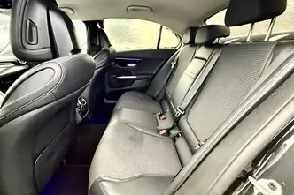 Mercedes-Benz C 220, 2.0, 147 kW, hybrid, automatic, rear-wheel drive