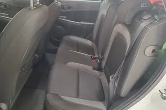 Hyundai Kona, 1.6, 77 kW, hybrid, automatic, front-wheel drive