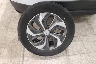 Hyundai Kona, 1.6, 77 kW, hybrid, automatic, front-wheel drive