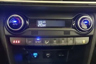 Hyundai Kona, 1.6, 77 kW, hybrid, automatic, front-wheel drive