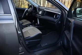 Toyota RAV4, 2.5, 114 kW, hübriid, automaat, esivedu