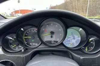 Porsche Panamera, 3.0, 306 kW, hybrid, automatic, rear-wheel drive