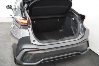 Toyota C-HR, 1.8, 72 kW, hübriid, automaat, esivedu