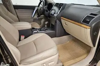 Toyota Land Cruiser, 2.8, 150 kW, dyzelinas, automatinė, visų varomųjų ratų pavara