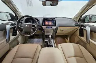 Toyota Land Cruiser, 2.8, 150 kW, dyzelinas, automatinė, visų varomųjų ratų pavara