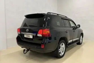 Toyota Land Cruiser, 4.5, 200 kW, diesel, automatic, four-wheel drive