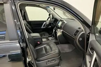 Toyota Land Cruiser, 4.5, 200 kW, diesel, automatic, four-wheel drive